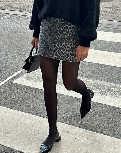 Falda vaquera con estampado de leopardo