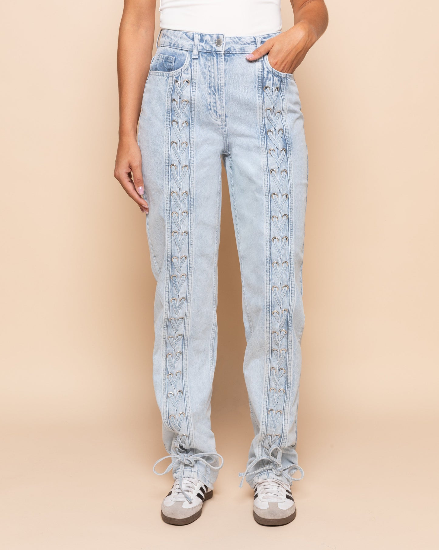 LACE UP JEANS LICHTBLAUW