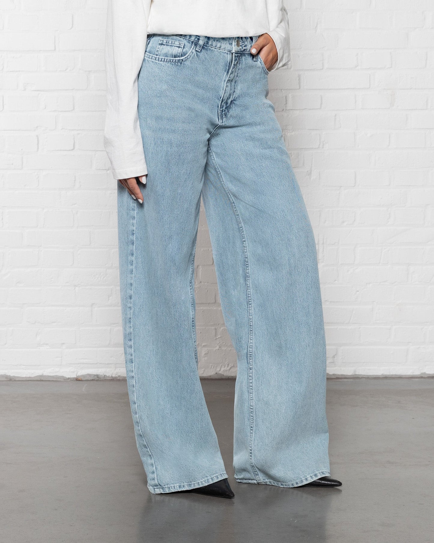 WIDE LEG JEANS BLAUW