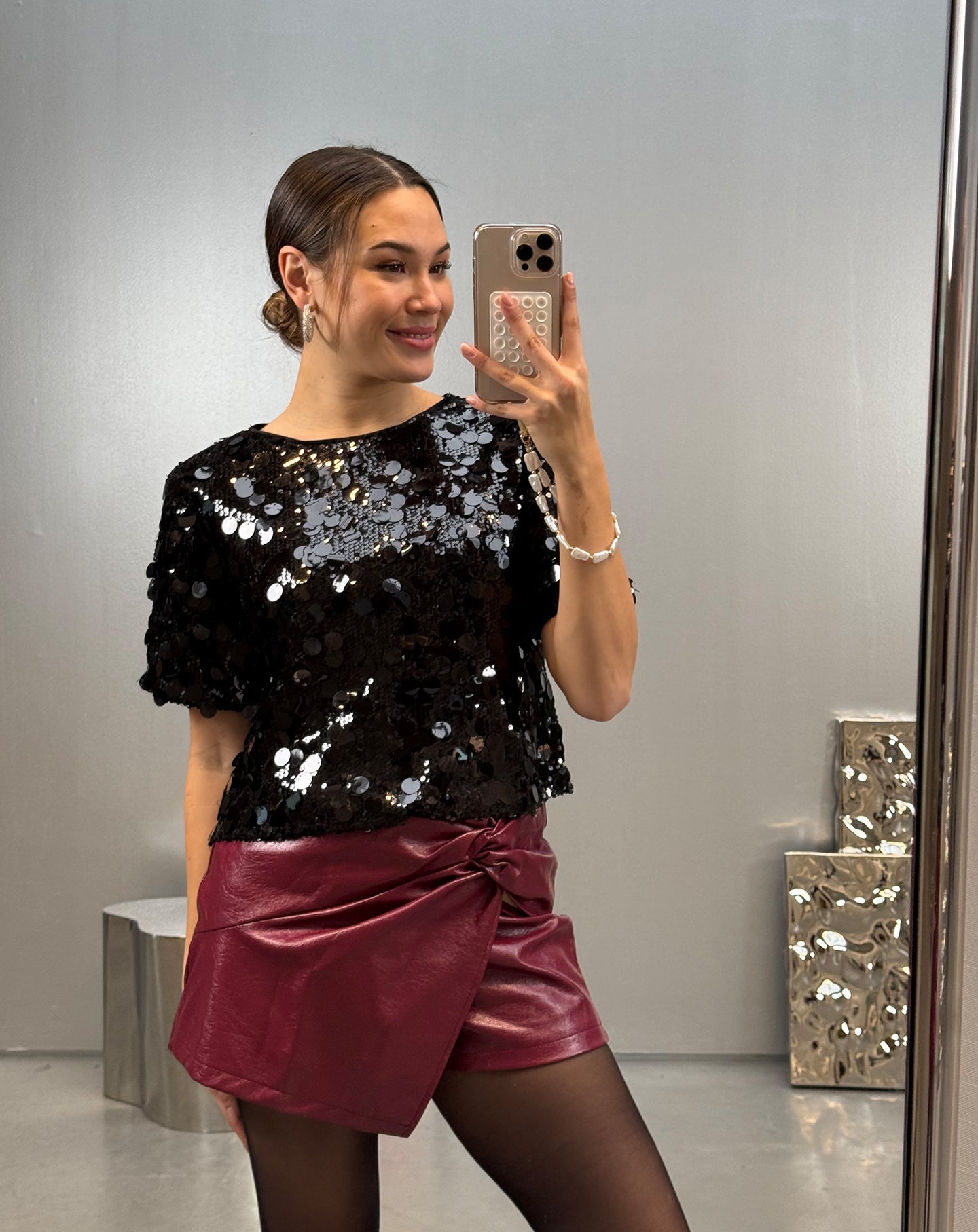 FAY BIG SEQUINS TEE TOP ZWART
