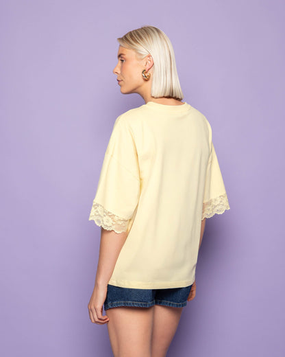 LACE SLEEVE OVERSIZED TEE BOTERGEEL