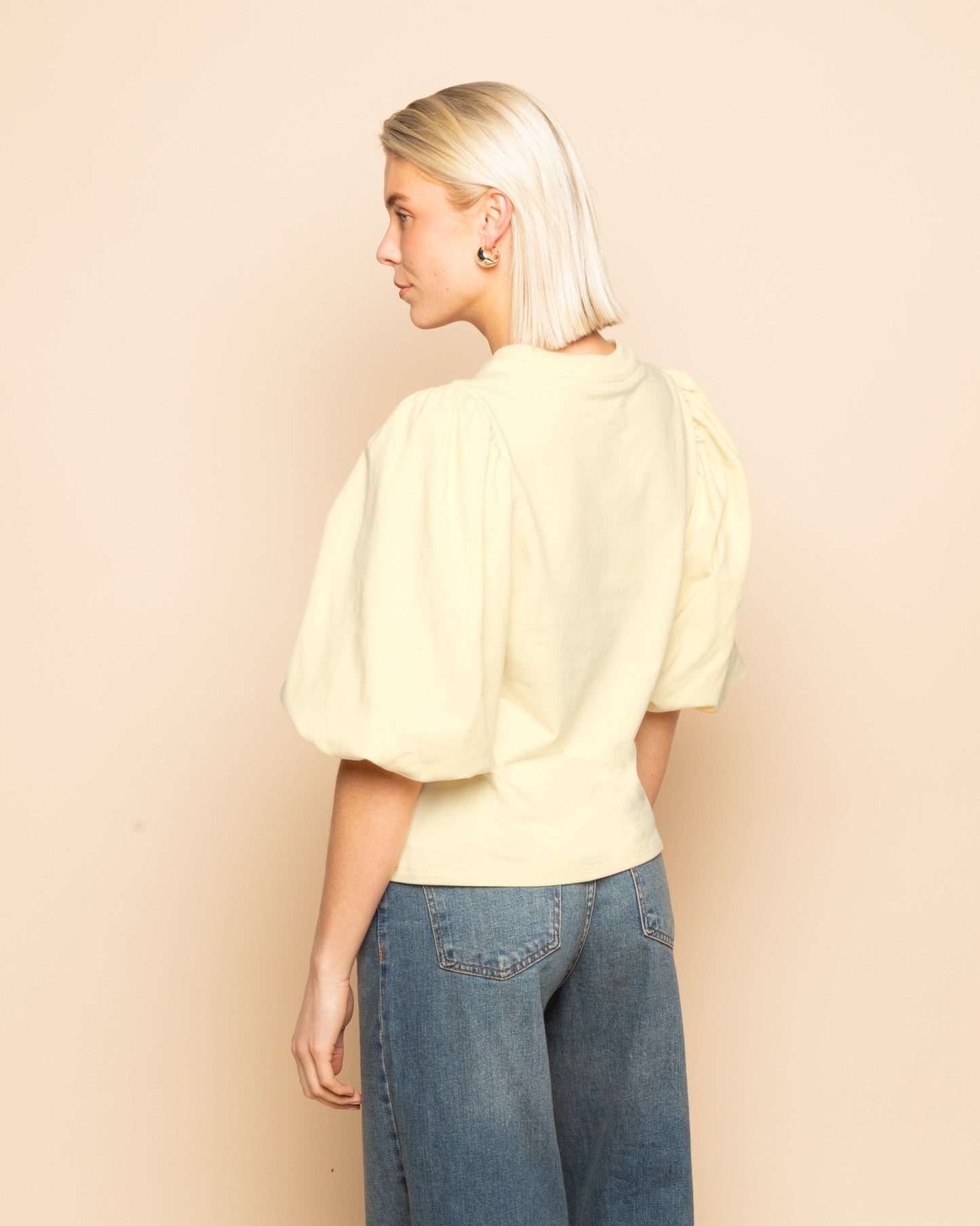 LOA PUFF SLEEVE SWEAT TOP BOTERGEEL