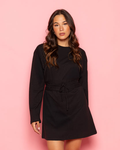 BELTED LONG SLEEVE TEE DRESS ZWART