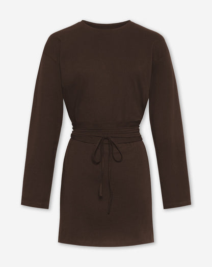 BELTED LONG SLEEVE TEE DRESS DONKERBRUIN