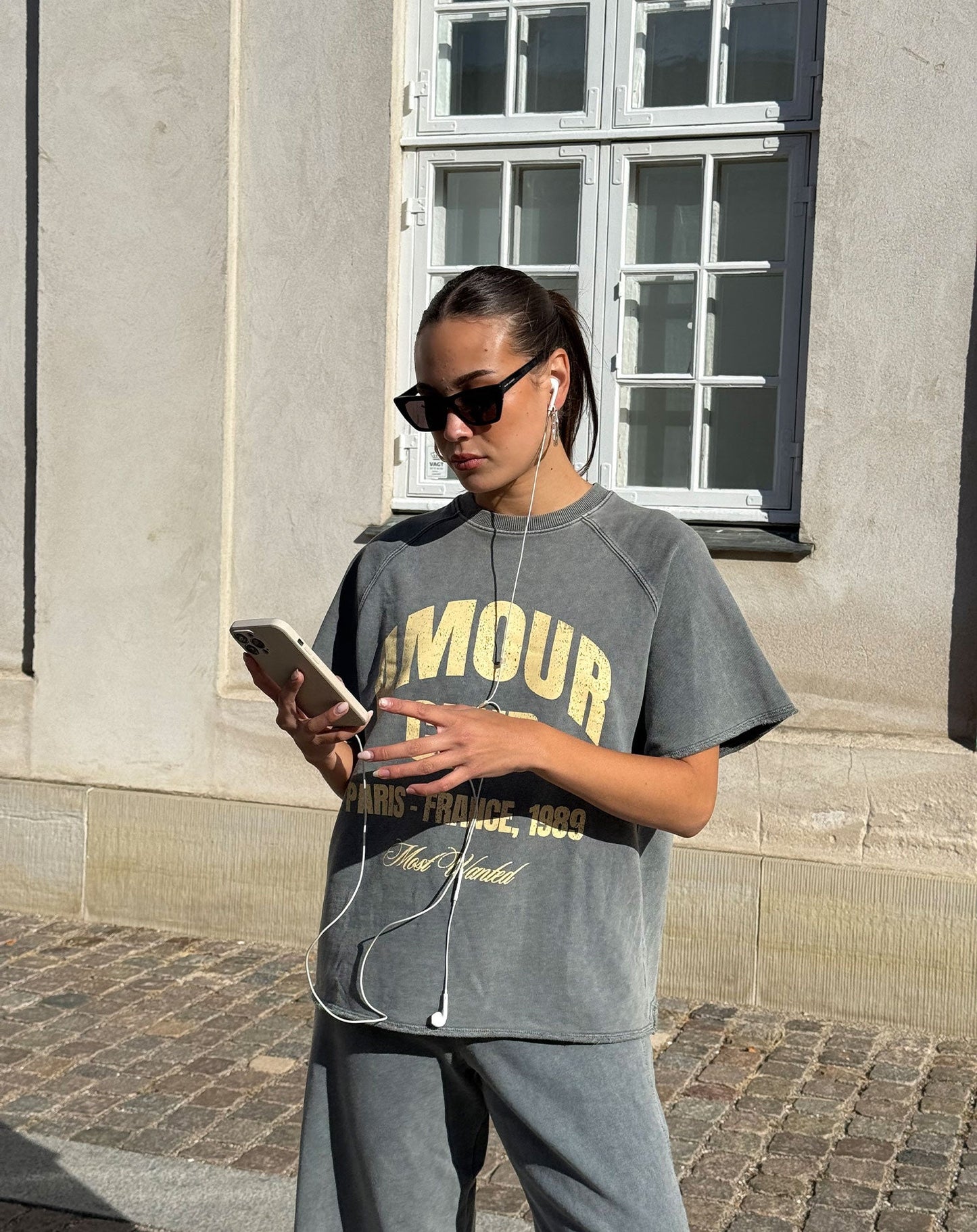 AMOUR SHORT SLEEVE SWEATER ACID GRIJS