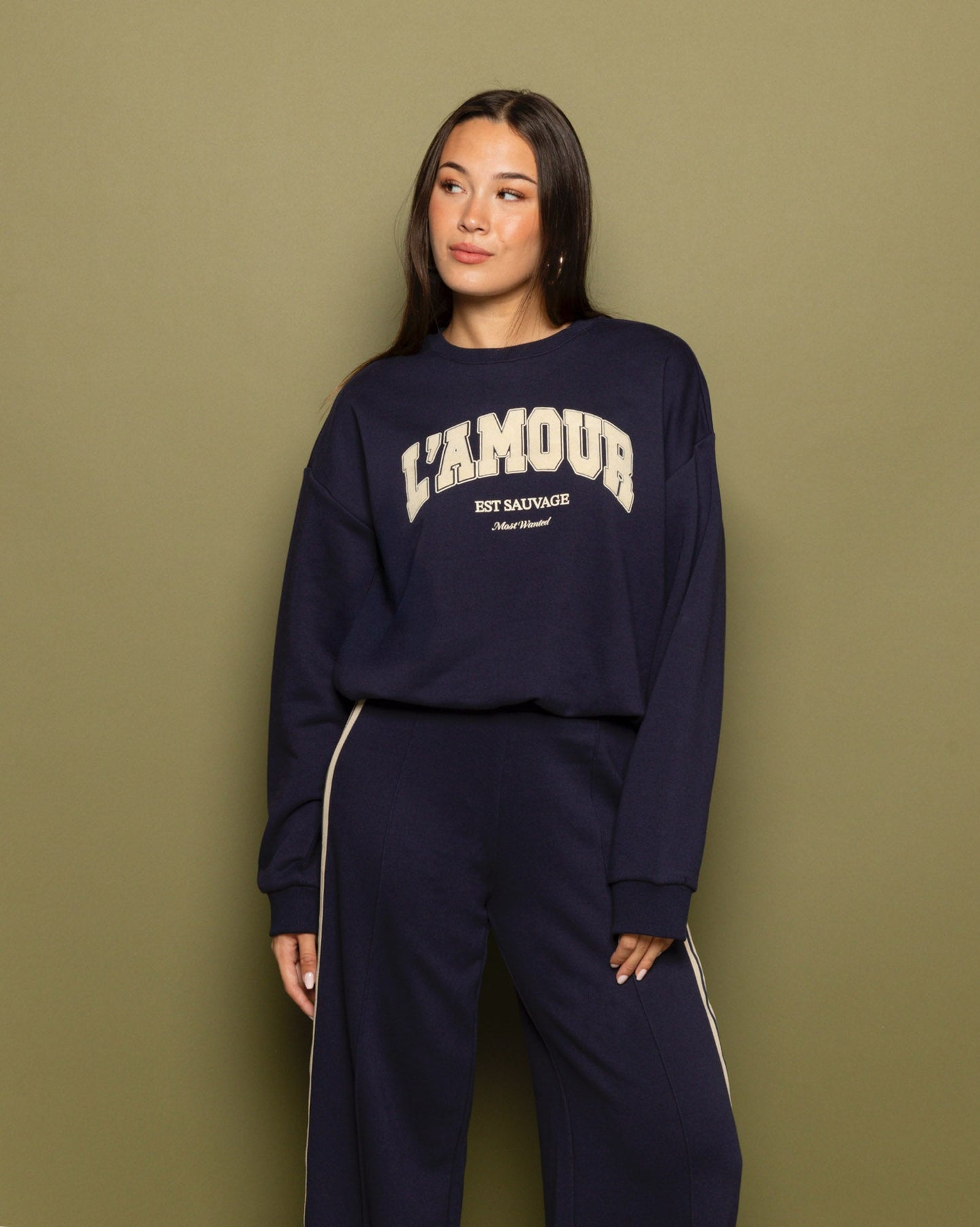 L'AMOUR BUBBLE HEM SWEATER MARINEBLAUW