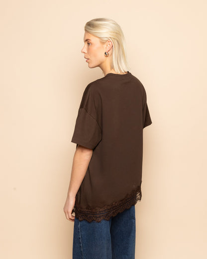 LACE BORDER OVERSIZED TEE BRUIN