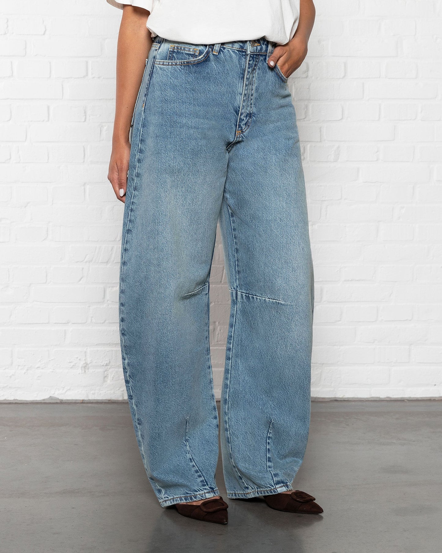 BARREL LEG JEANS BLAUW