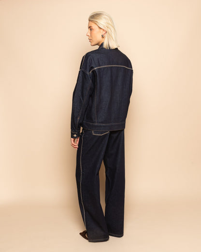 LIA STUD DENIM JACKET DONKERBLAUW