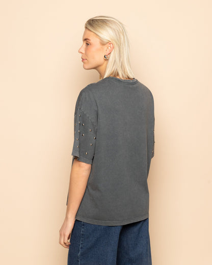 FOREVER YOURS STUD SLEEVE TEE ACID GRIJS