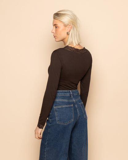 LACE VNECK LONG SLEEVE TOP BRUIN