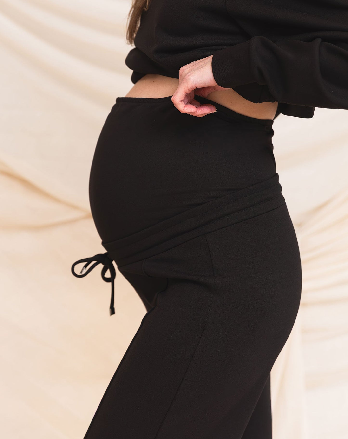 SCUBA PINTUCK PANTS MATERNITY ZWART