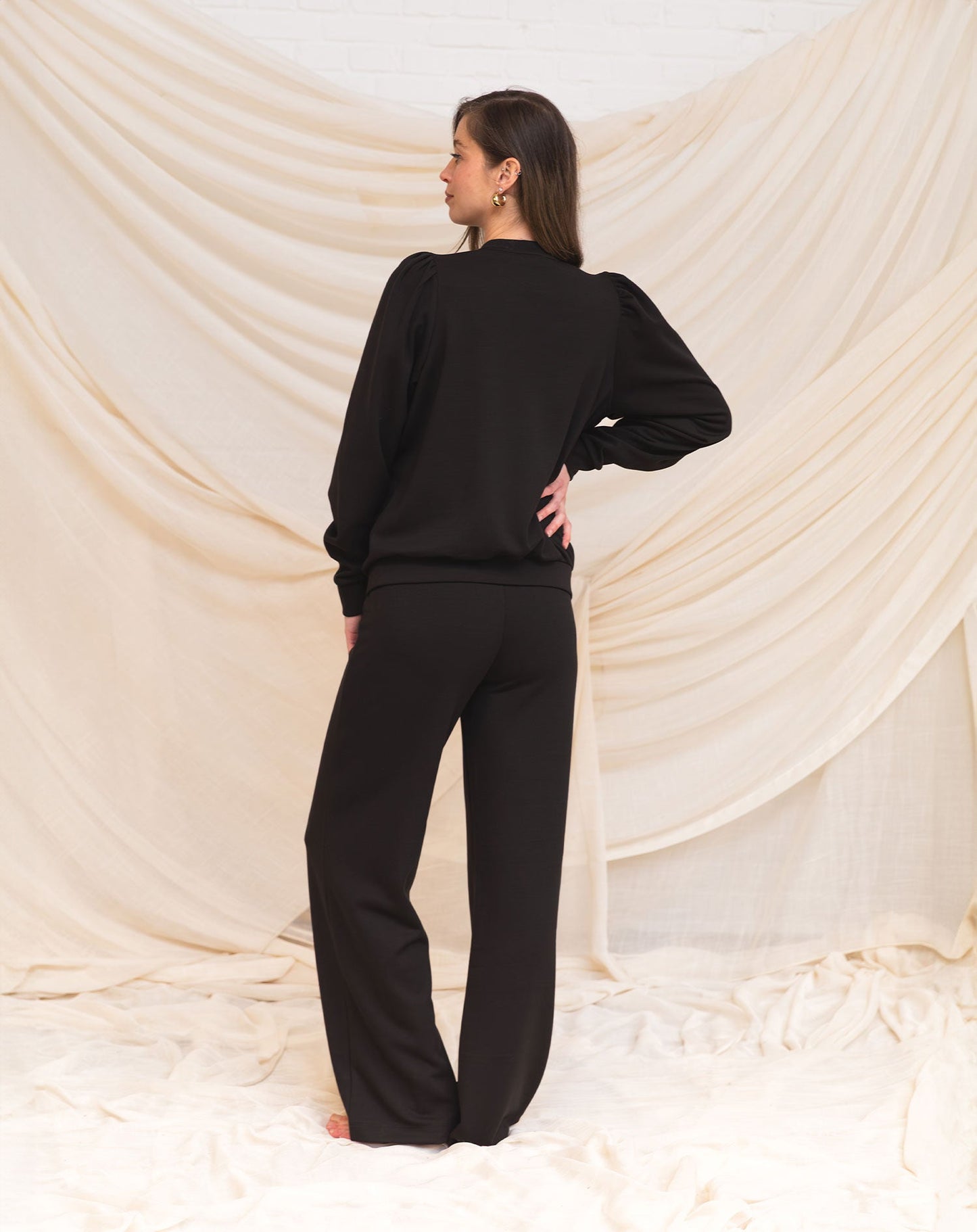 SCUBA PUFF SLEEVE SWEATER MATERNITY ZWART