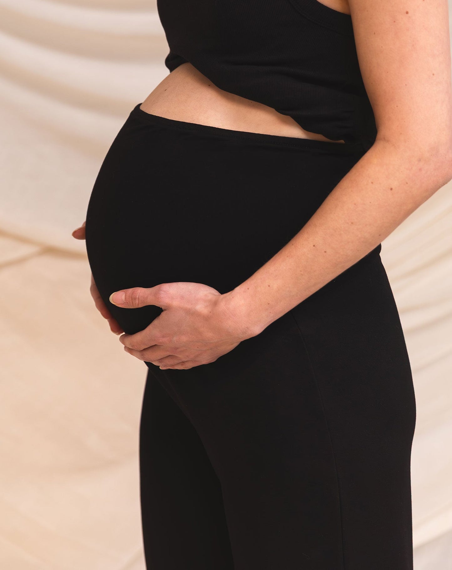 WIDE LEG PANTS MATERNITY ZWART