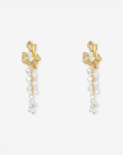 Pendientes de perlas florales