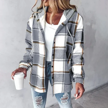 CHAQUETA DE CUADROS Y ESTILO ATEMPORAL