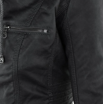 CHAQUETA DE CUERO CON CAPUCHA
