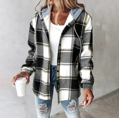 CHAQUETA DE CUADROS Y ESTILO ATEMPORAL