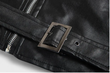 ELEGANTE CHAQUETA BOMBER