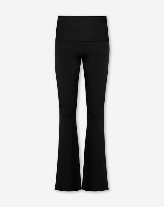 YOGA FLARED PANTS PETITE ZWART