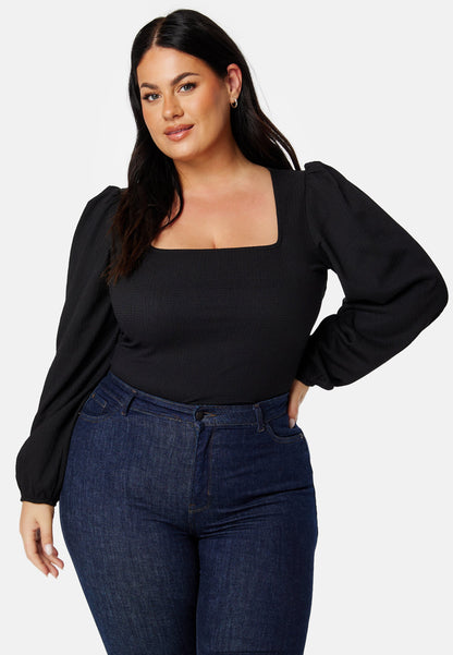 Martina™ – Top de Escote Cuadrado