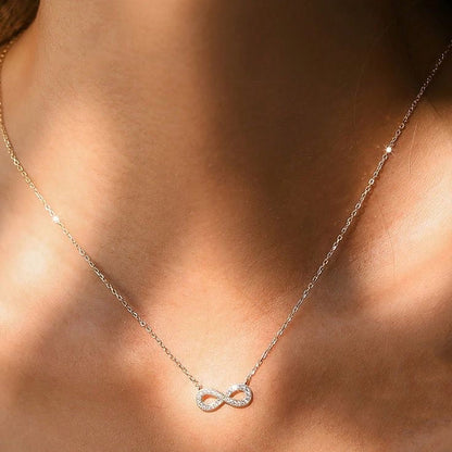 Collar del Infinito