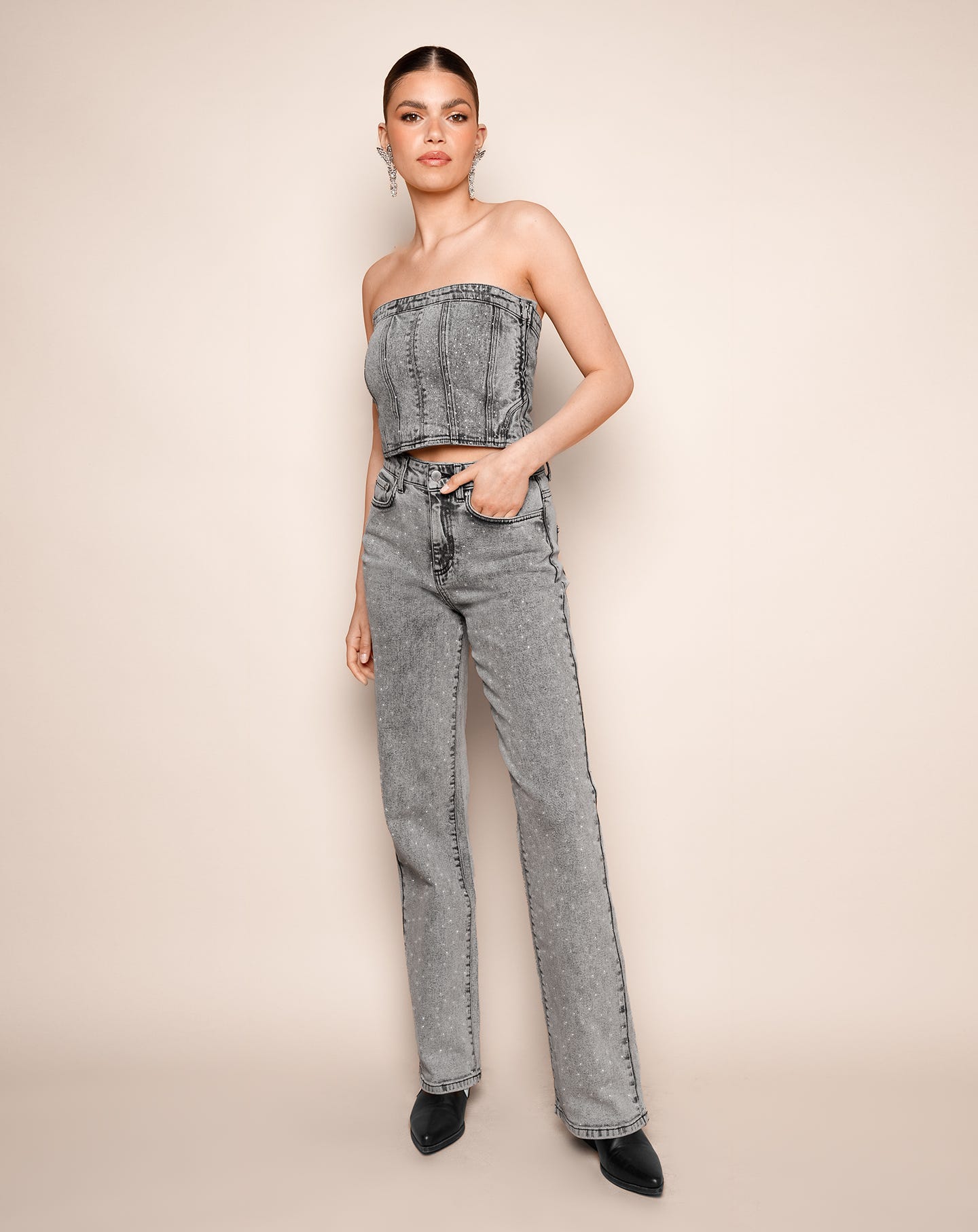 VAQUEROS BOOTCUT PEQUEÑOS CON DIAMANTES GRISES