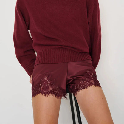 Pantalones cortos de encaje de satén sedoso Dominique