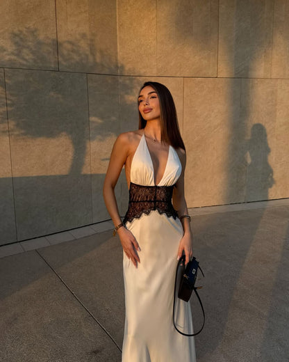 Vestido Astrid de satén con encaje, cintura y espalda descubierta