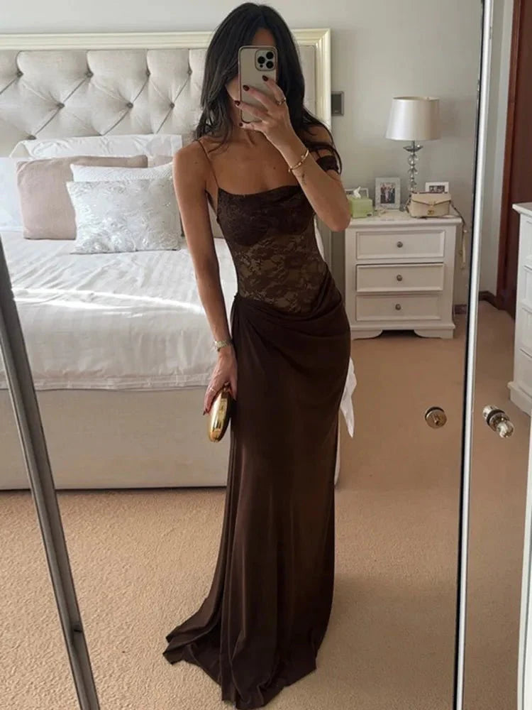 Vestido largo de encaje de un hombro Olga