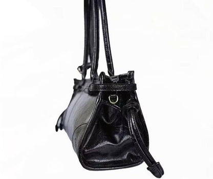 Bolso de hombro Luna con detalle de cinturón