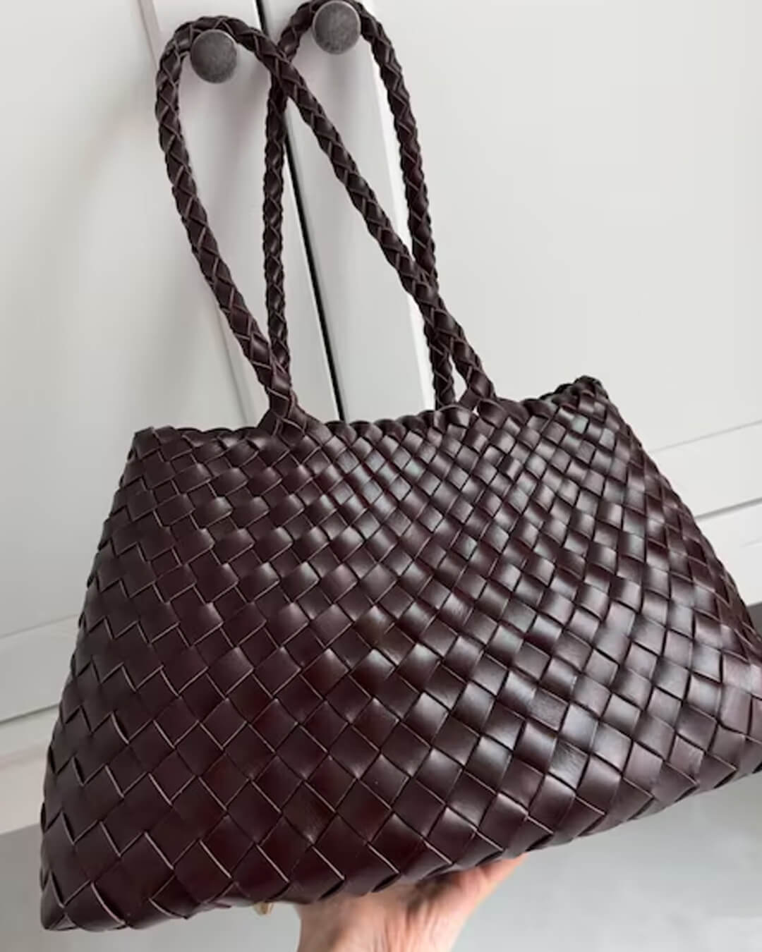 Bolso Mediano Trenzado de Cuero
