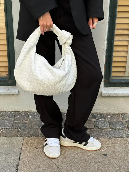 Bolsa tejida mediana
