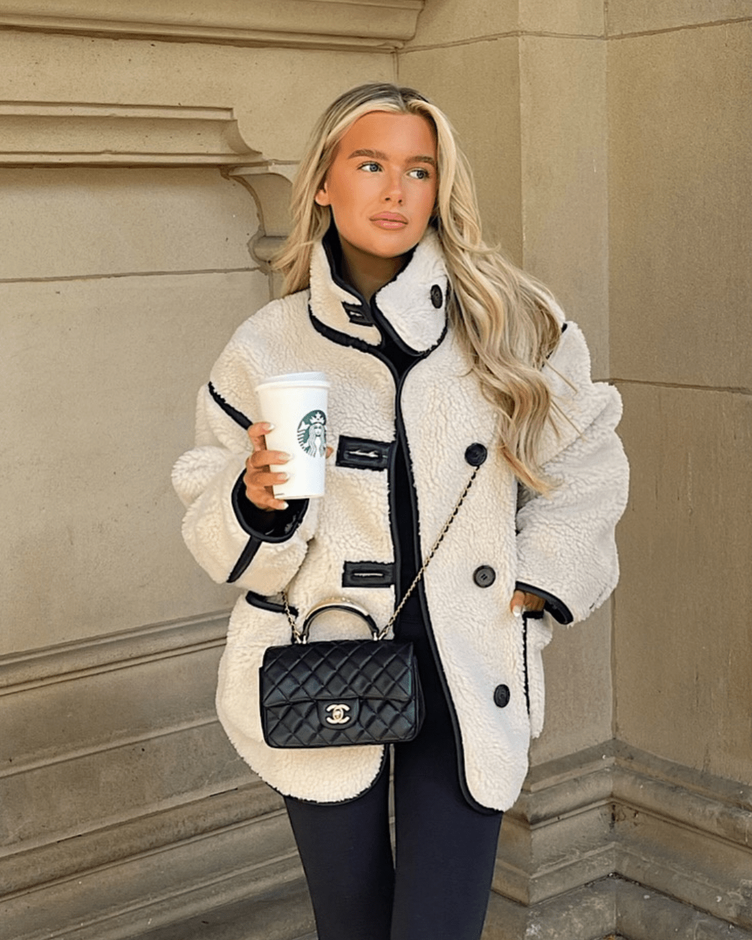 Chaqueta Sherpa con cuello embudo Adela