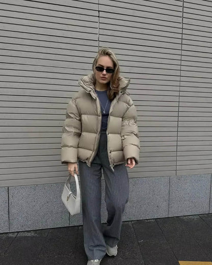 Chaqueta con capucha Alina