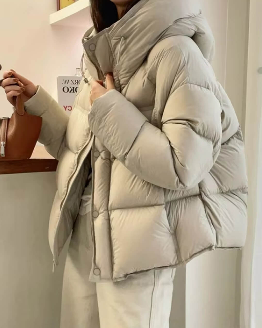 Chaqueta con capucha Alina