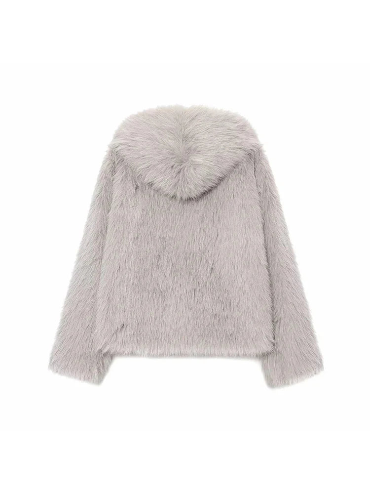 Chaqueta con capucha de piel sintética Dana