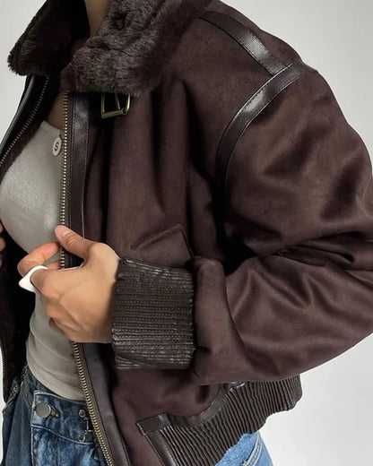 Cazadora bomber corta de ante Esme
