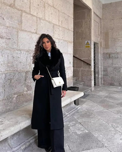 Abrigo maxi con cuello de piel Faye
