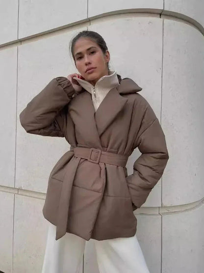 Chaqueta acolchada con cinturón Jaime