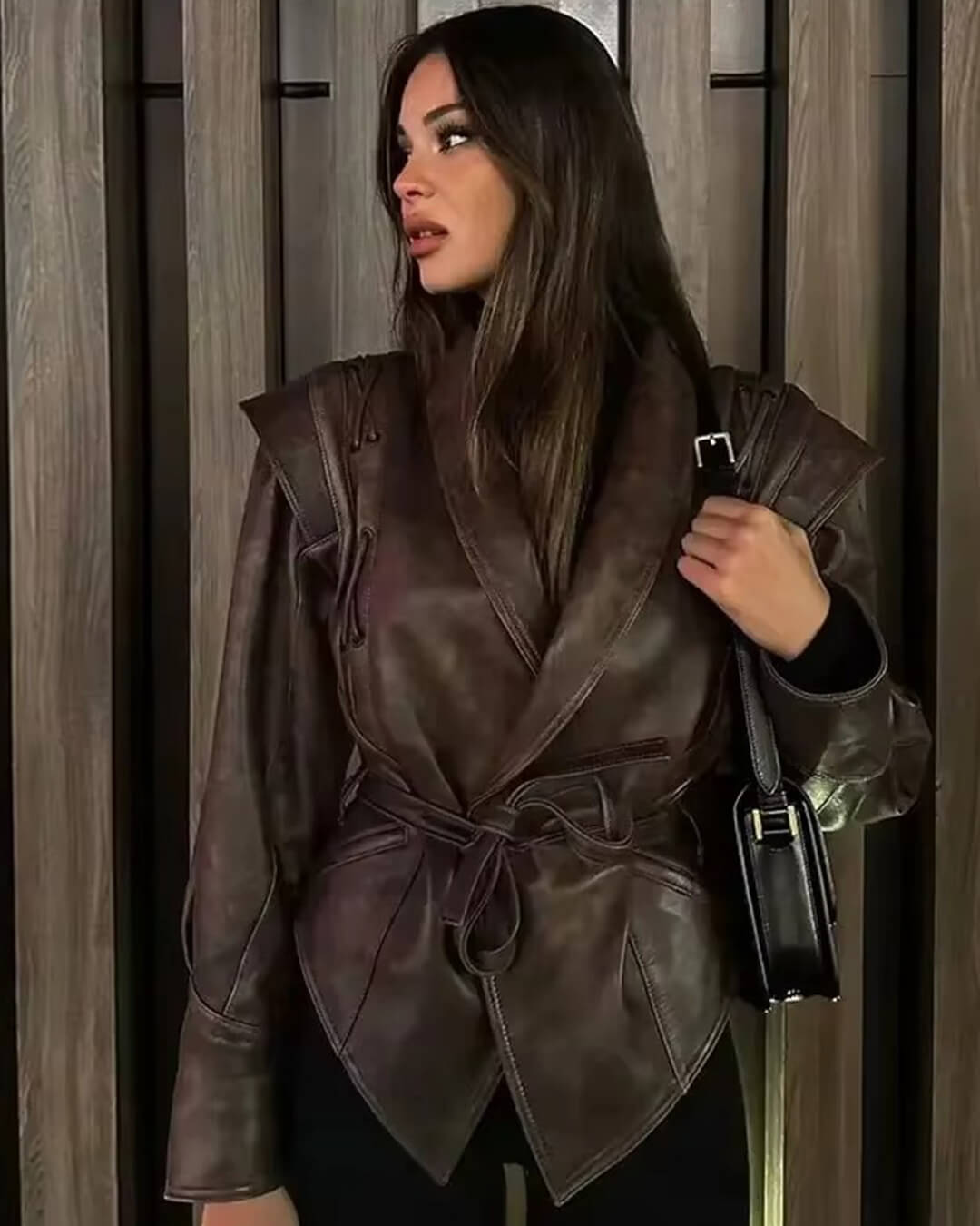 Chaqueta de cuero estilo biker Zyra