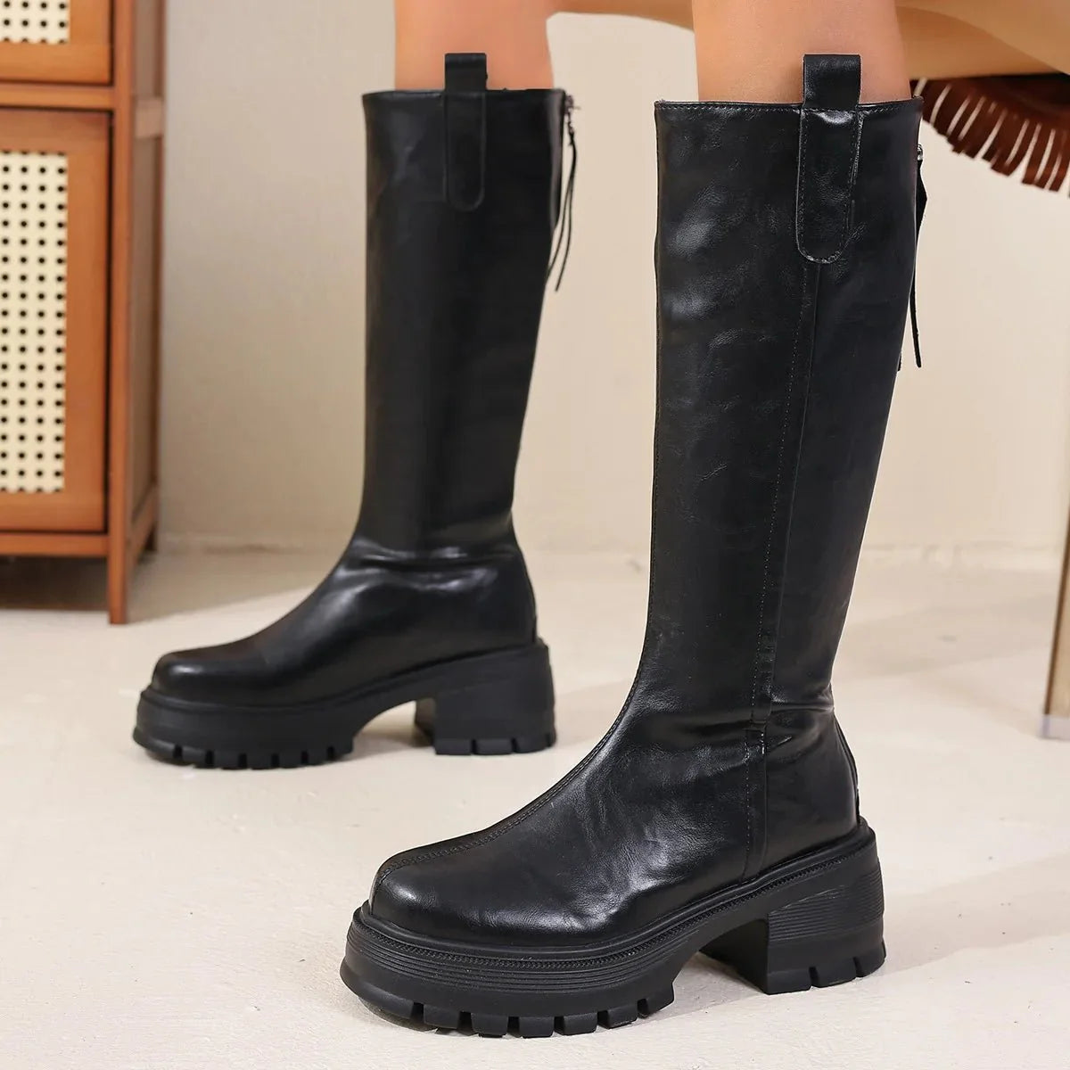 Botas de cuero hasta la rodilla Feliz