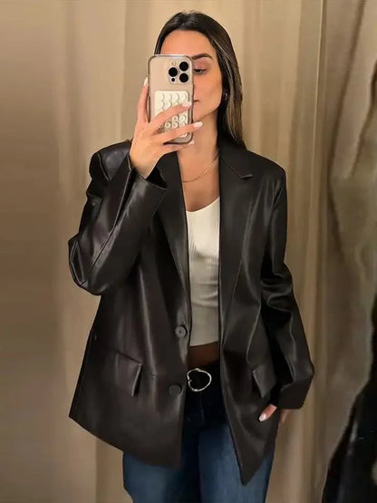 Blazer de cuero vegano