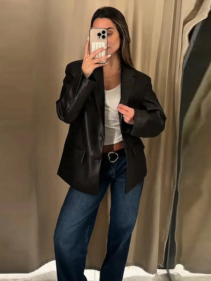 Blazer de cuero vegano