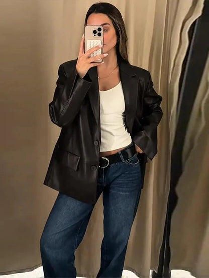 Blazer de cuero vegano