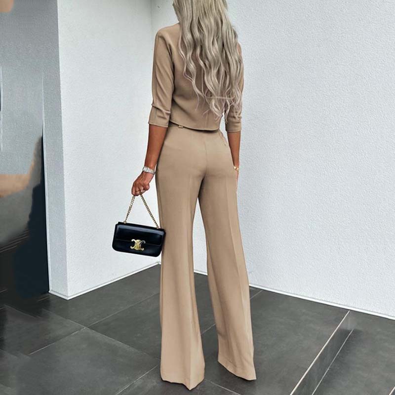 Conjunto de top y pantalones anchos