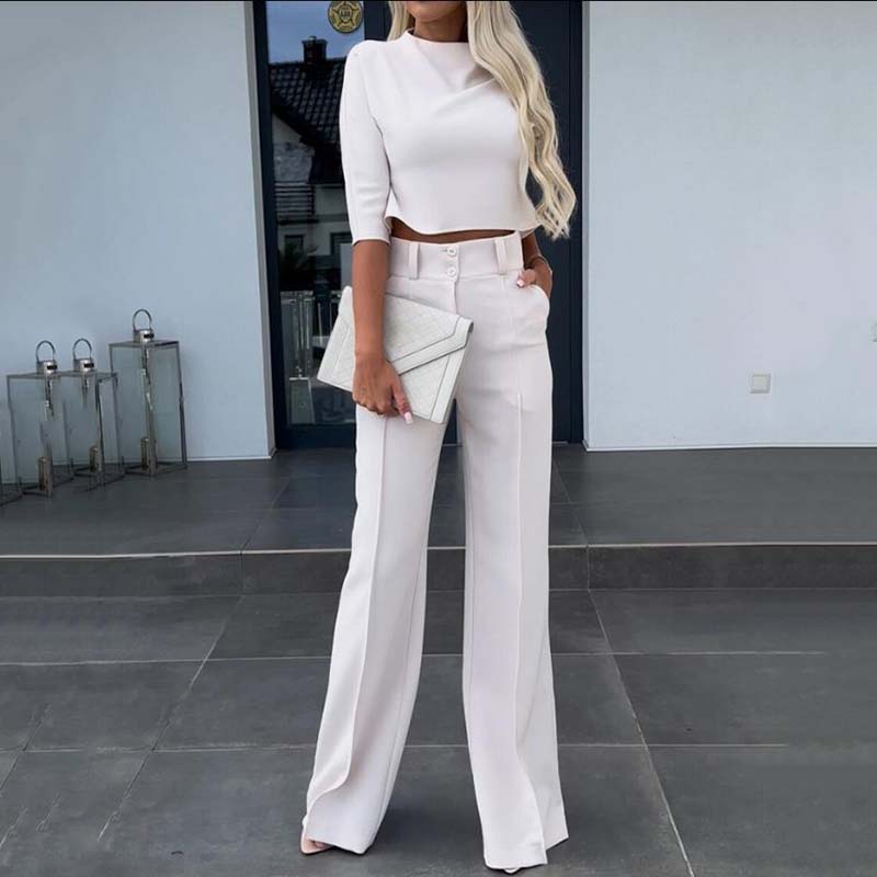 Conjunto de top y pantalones anchos