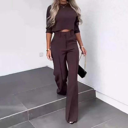 Conjunto de top y pantalones anchos