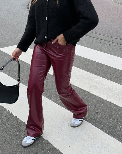 LIQUID LEATHER STRAIGHT LEG PANTS PETITE BURGUNDY